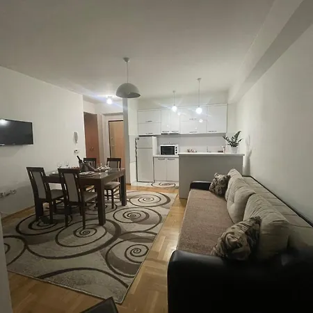 아파트 Golden Lux *